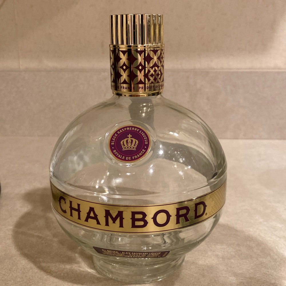 750ml size Bar Decor Crafting Blingy Glass Globe Chambord Bottle Purple Bedazzle